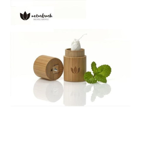 Comprar online HILO DENTAL EN FUNDA DE BAMBU de NATURBRUSH. Imagen 1