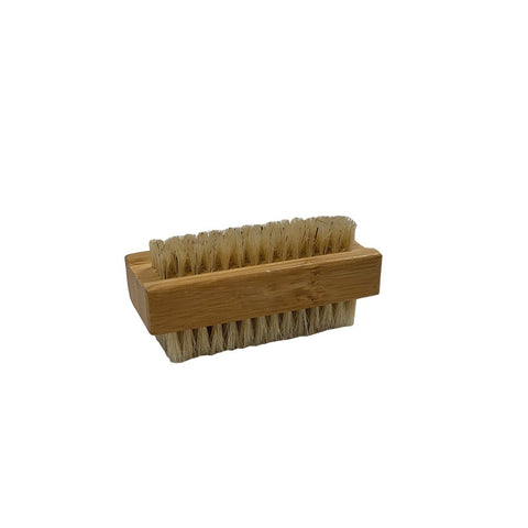 Comprar online CEPILLO UÑAS BAMBU de NATURABIO. Imagen 1